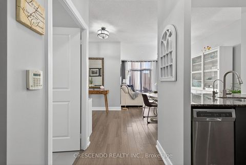 Photo 11 at 105 - 6 Eva Road, Etobicoke West Mall, Toronto