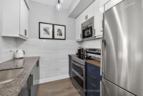 Photo 14 at 105 - 6 Eva Road, Etobicoke West Mall, Toronto