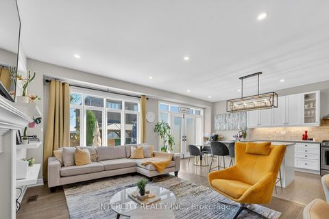 Photo 11 at 14 Great Heron Court, King City, King