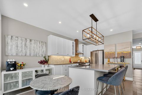 Photo 15 at 14 Great Heron Court, King City, King