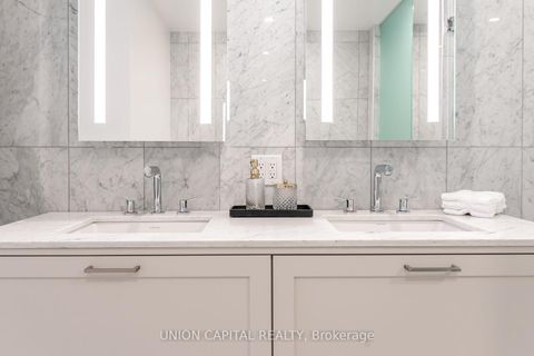 Photo 20 at 19 - 399 Royal Orchard Boulevard, Royal Orchard, Markham