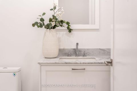 Photo 27 at 19 - 399 Royal Orchard Boulevard, Royal Orchard, Markham