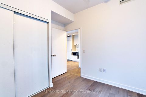 Photo 19 at 1102 - 38 Honeycrisp Crescent, Vaughan Corporate Centre, Vaughan