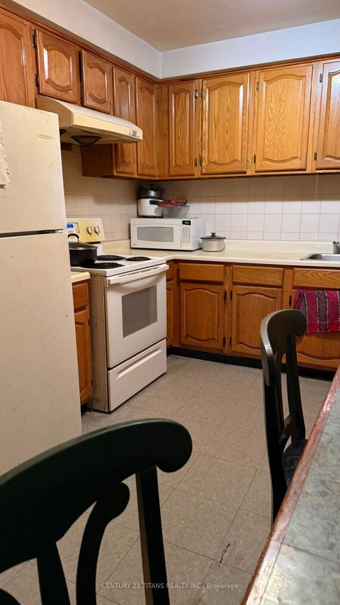 Photo 9 at 3541 St Clair Avenue E, Birchmount, Toronto