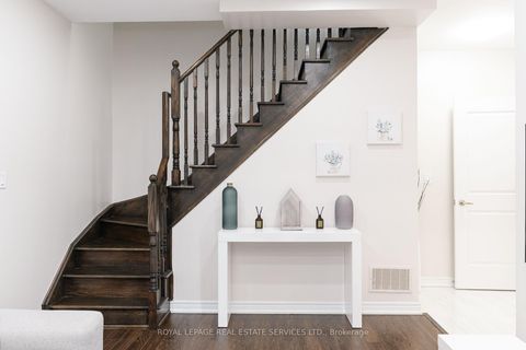 Photo 24 at 13 - 9621 Jane Street, Maple, Vaughan