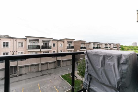 Photo 30 at 13 - 9621 Jane Street, Maple, Vaughan