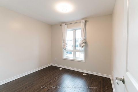 Photo 31 at 13 - 9621 Jane Street, Maple, Vaughan