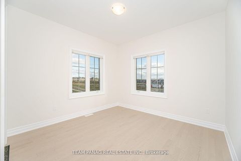 Photo 39 at 30 Ballantyne Boulevard, Vellore Village, Vaughan