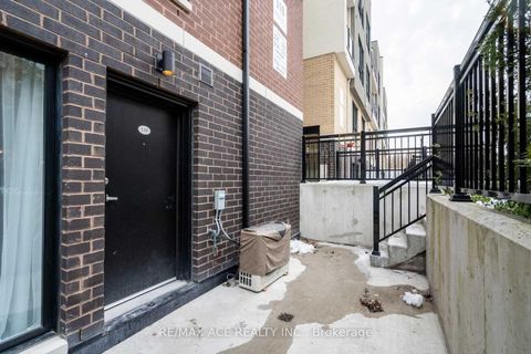 Photo 5 at 119 - 510 Kingbird Grove, Rouge E11, Toronto