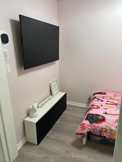 Photo 32 at 119 - 510 Kingbird Grove, Rouge E11, Toronto