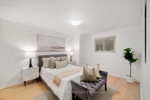 Photo 20 at 99 Palmdale Drive, Sullivan, Toronto