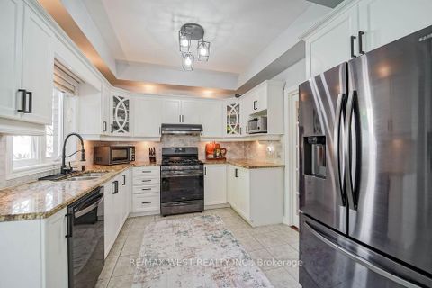 Photo 2 at 16 Tarsus Crescent, Highland Creek, Toronto