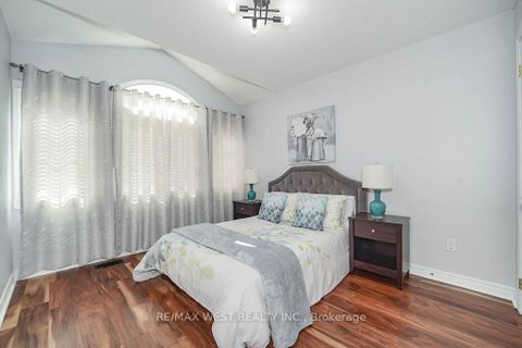 Photo 10 at 16 Tarsus Crescent, Highland Creek, Toronto