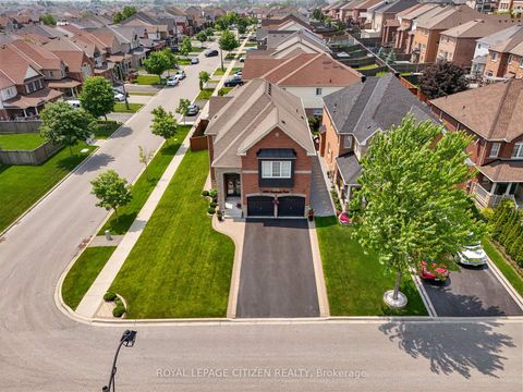 Photo 7 at 1882 Esterbrook Drive, Taunton, Oshawa