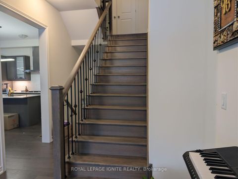 Photo 5 at 31 Canard Drive, Kleinburg, Vaughan