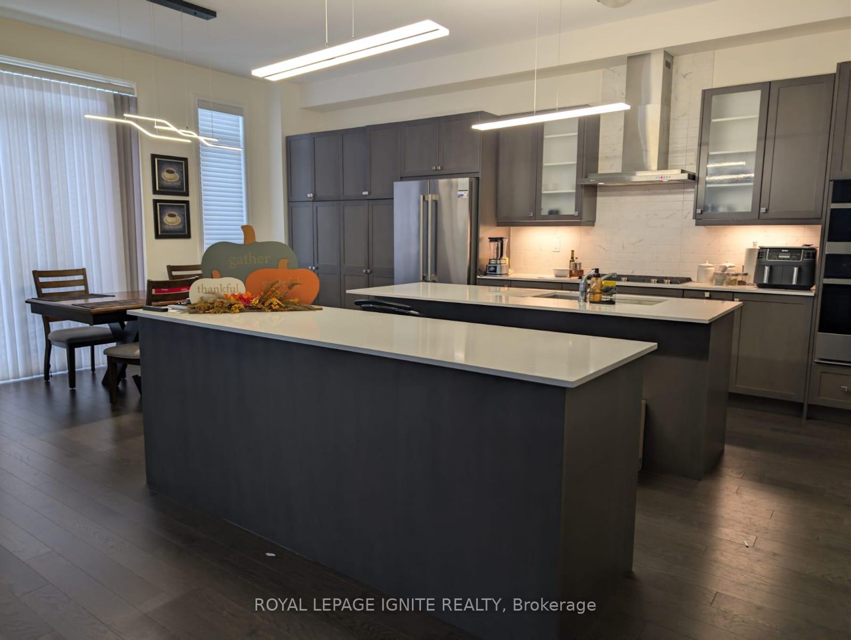 31 Canard Drive, Kleinburg, Vaughan photo number 2