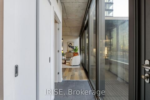 Photo 4 at 201 - 32 Trolley Crescent, Moss Park, Toronto