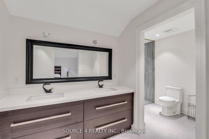 Photo 17 at 1409 Tansley Drive, WO West, Oakville