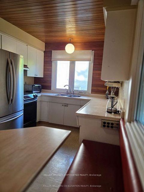 Photo 13 at 36 Danville Drive, Windfields, Toronto