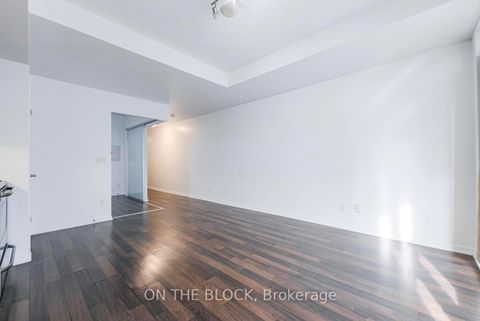 Photo 17 at 302 - 38 Joe Shuster Way, South Parkdale, Toronto