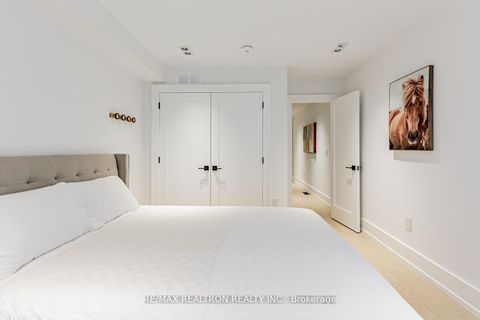 Photo 13 at 673 Crawford Street, Little Italy, Toronto