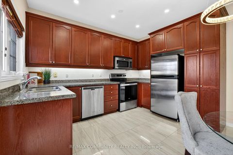 Photo 15 at 19 Abraham Court, Northeast Ajax, Ajax