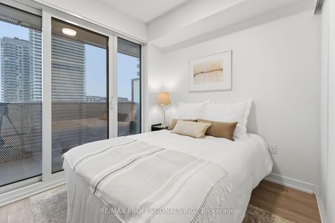 Photo 16 at 2005 - 55 Cooper Street, Waterfront Communities C8, Toronto