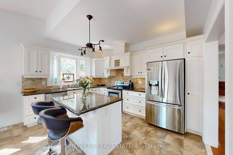 Photo 5 at 1031 Lake Drive N, Historic Lakeshore Communities, Georgina