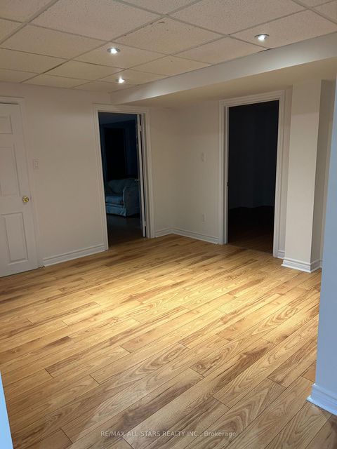 Photo 17 at 171 Shaftsbury Avenue, Westbrook, Richmond Hill