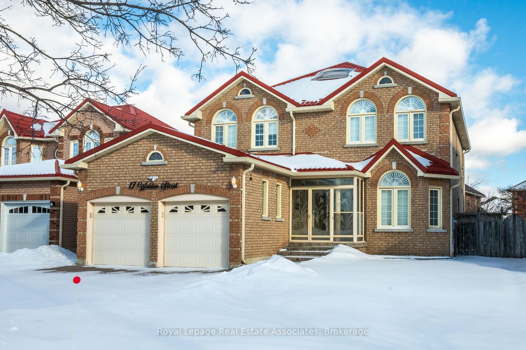 17 Walden Street, Middlefield, Markham 