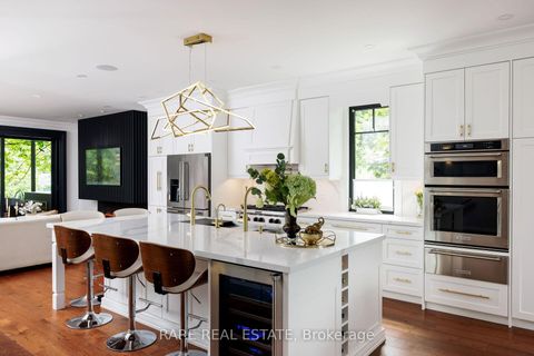 Photo 1 at 31 Third Street, New Toronto, Toronto