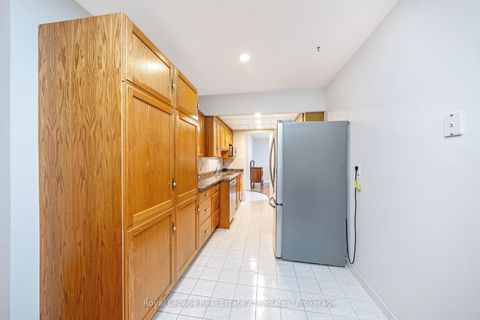 Photo 8 at 502 - 299 Mill Road, Markland Wood, Toronto