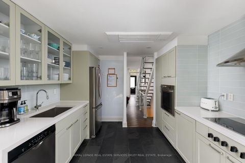 Photo 11 at 23 Alcorn Avenue, St. Clair, Toronto