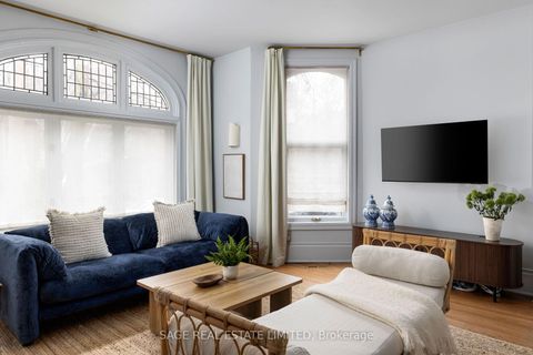 Photo 6 at 104 Park Road, Moore Park, Toronto