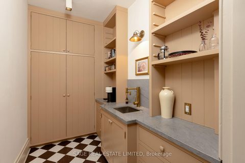 Photo 26 at 104 Park Road, Moore Park, Toronto