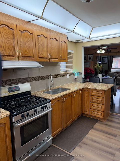 Photo 5 at 89 Emerson Avenue, Junction, Toronto