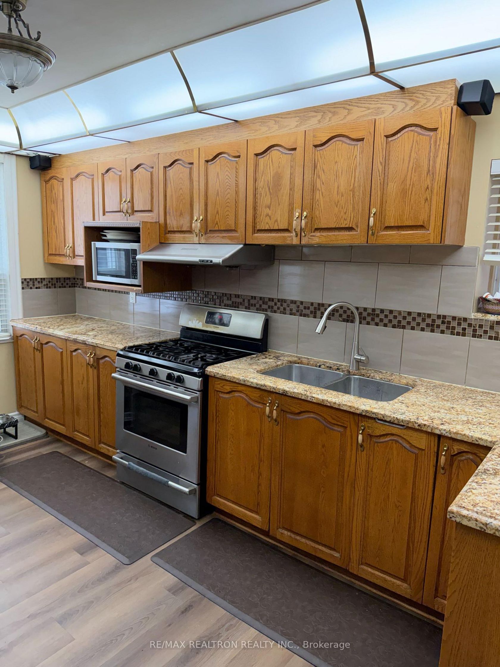 89 Emerson Avenue, Junction, Toronto 