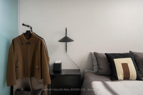 Photo 23 at 613 - 608 Richmond Street W, Waterfront Communities C1, Toronto