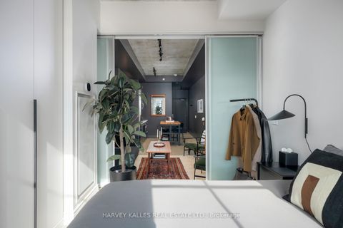 Photo 25 at 613 - 608 Richmond Street W, Waterfront Communities C1, Toronto