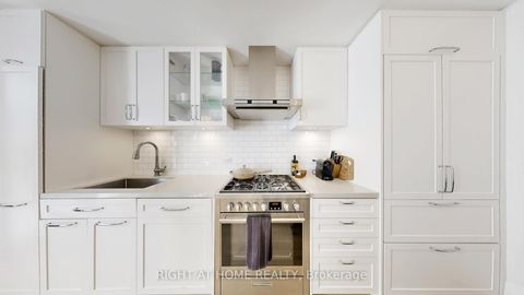 Photo 6 at TH-112 - 25 Malcolm Road, Leaside, Toronto