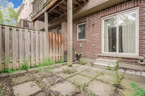 Photo 16 at 16 Piggott Mews, Weston, Toronto