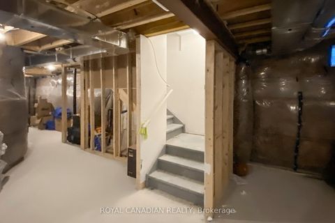 Photo 18 at 38 Rochester Drive, Rural Barrie Southeast, Barrie