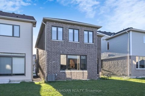 Photo 20 at 38 Rochester Drive, Rural Barrie Southeast, Barrie