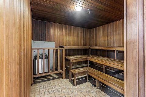 Photo 24 at 905 - 1360 York Mills Road, Donalda, Toronto