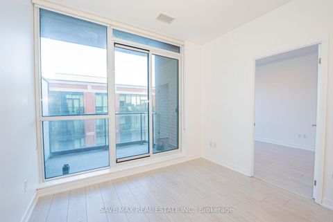 Photo 11 at 821 - 31 Tippett Road, Clanton Park, Toronto