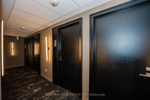 Photo 23 at 821 - 31 Tippett Road, Clanton Park, Toronto