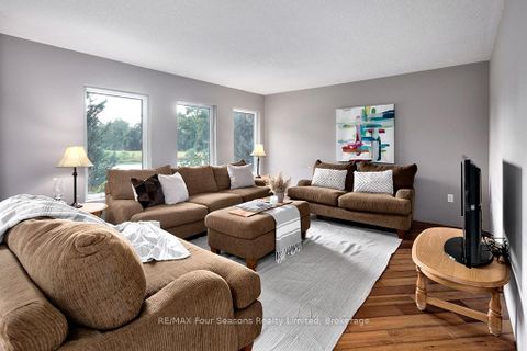 Photo 4 at 98 George Street, Creemore, Clearview