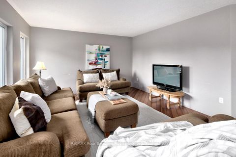 Photo 11 at 98 George Street, Creemore, Clearview