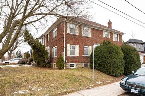 Photo 1 at 808 Millwood Road, Leaside, Toronto
