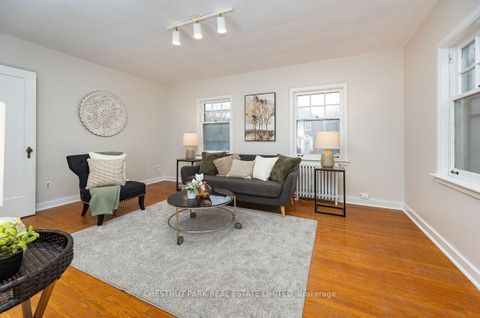 Photo 3 at 808 Millwood Road, Leaside, Toronto